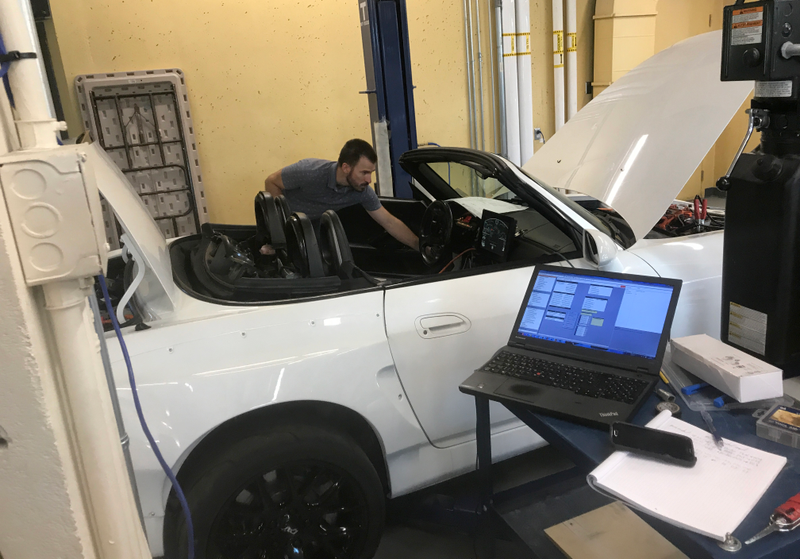 Illustration for article titled An Electric-Swapped Honda S2000 Is Delicious Blasphemy